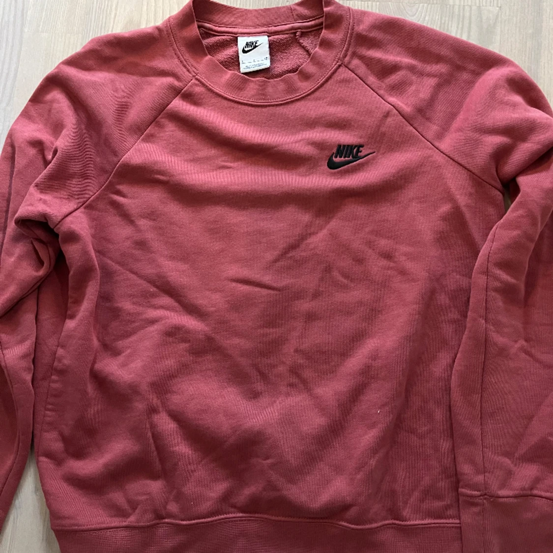 Tröjor Nike/ Levis/ Gusse