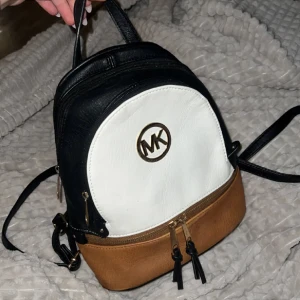 Mini ryggsäck - Mini ryggsäck i jätte bra skick! 