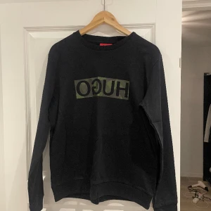 Tröja  - Tröjan är i mycket bra skick 