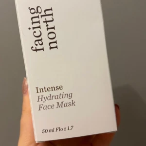 Face Mask  - Ny oanvänd 