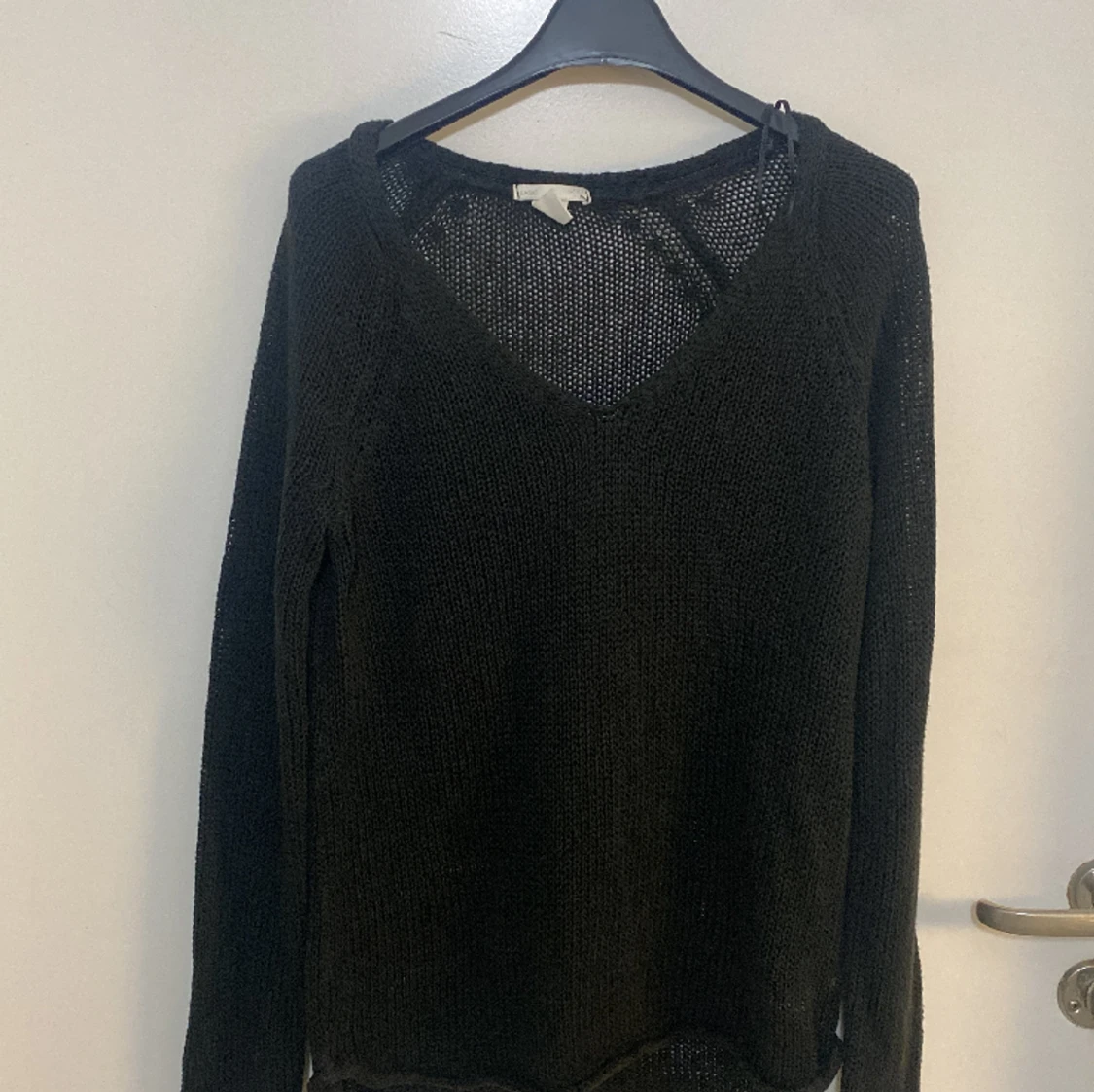 Mysig svart stickad XS H&m  - 90