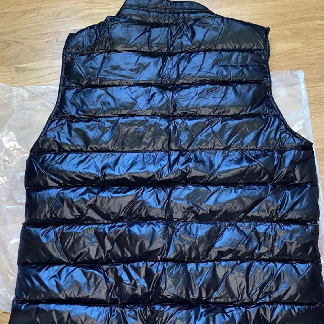 Moncler gui väst - 90