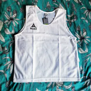 Gym T-shirt from Select New with tag. It's unique size but it fits S-M for girl and a S for male
