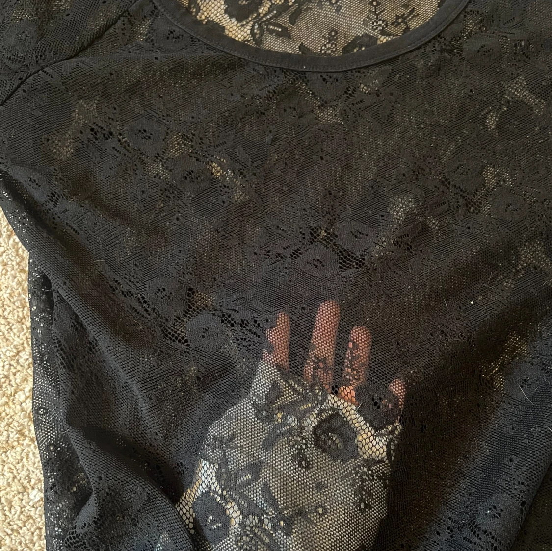  Genomskinlig svart spets - 90