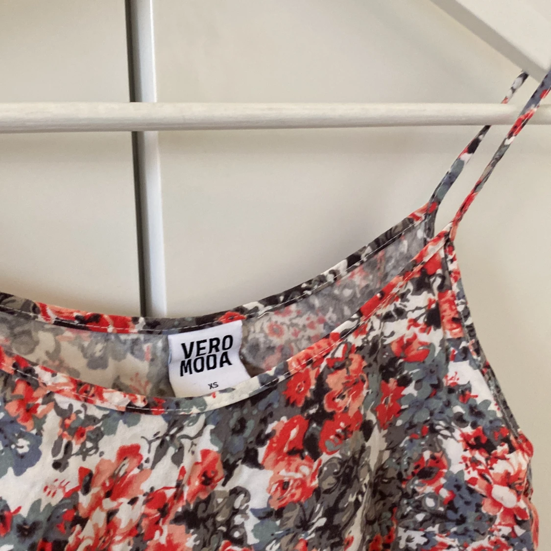 Blommigt linne  - 90