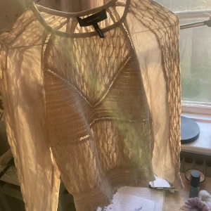 Isabel marant topp - Säljer då den inte passar. Köparen står för frakt 