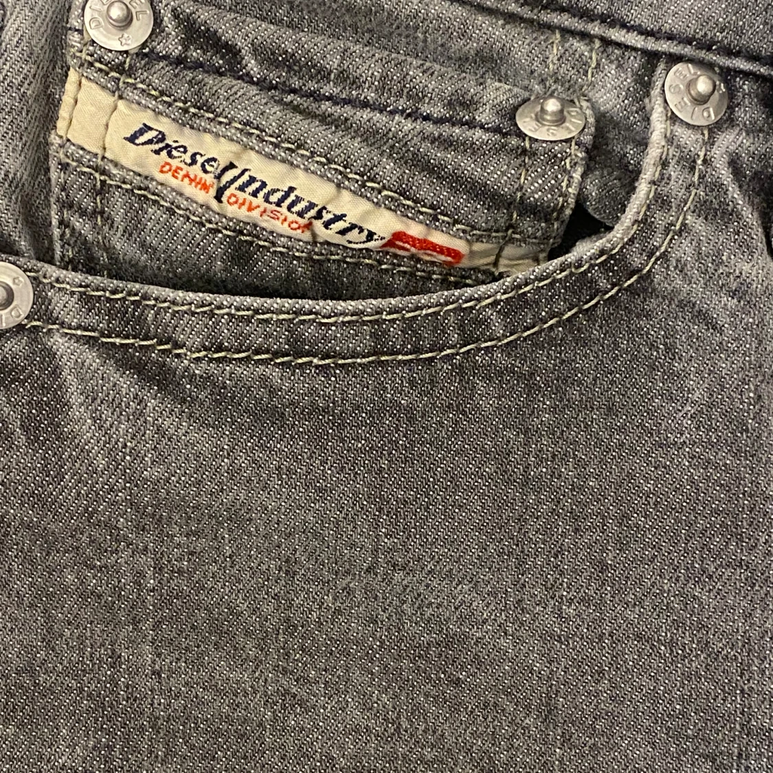 Gråa Diesel jeans - 91