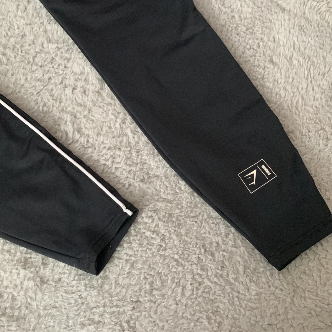 Gymshark joggers byxor mys chill träning xs/s - 90