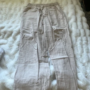 Linnebyxa  - Supersköna linnebyxor!♥️