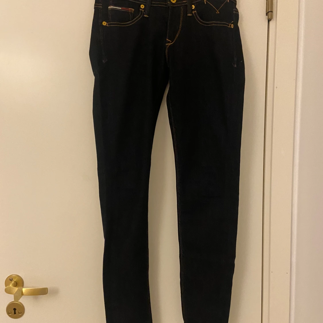 Tommy Hilfiger lågmidjade jeans, stl 26/32