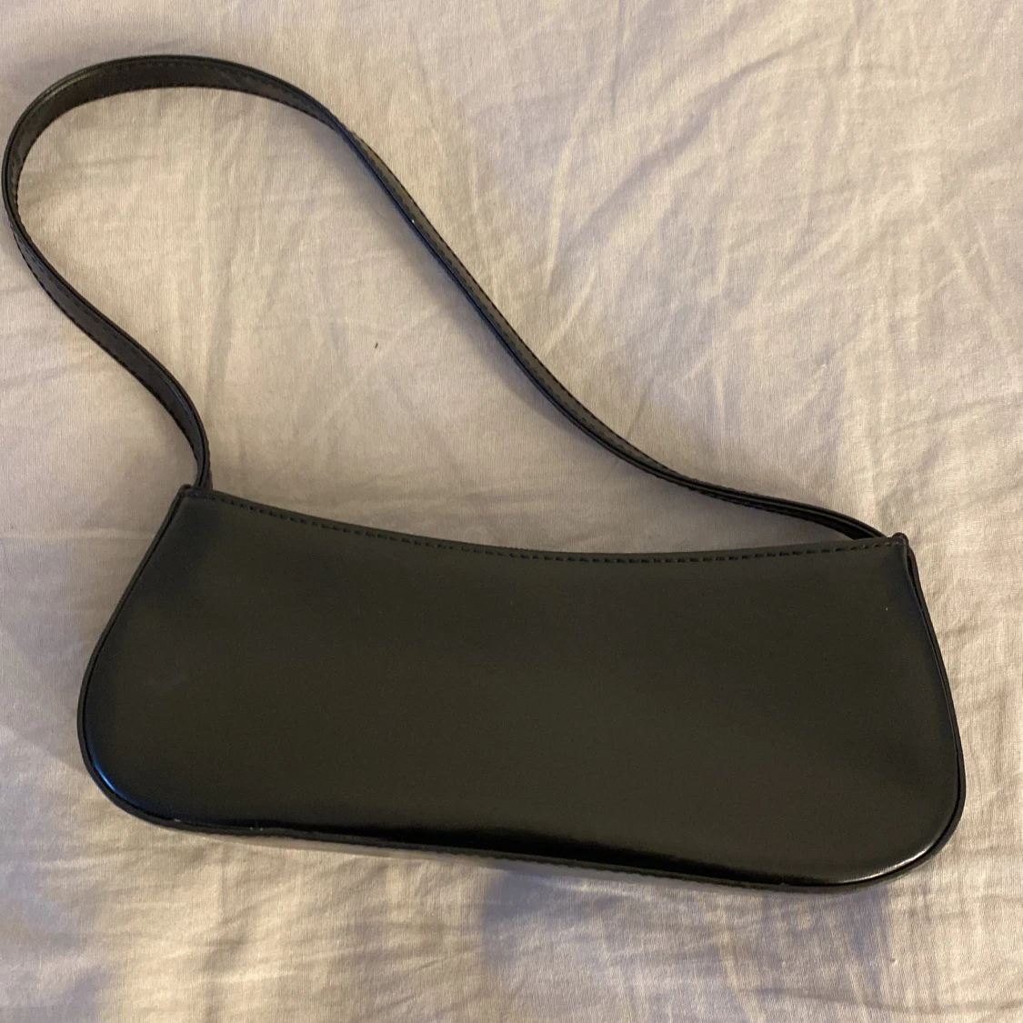 Fin svart väska  - 90