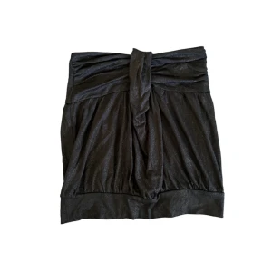 Shimmery bandeau top - Kontakta vid intresse <3