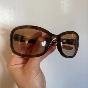 Solglasögon  - Skit najs