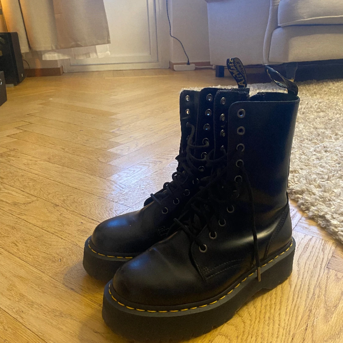 Dr Martens storlek 41 - 90