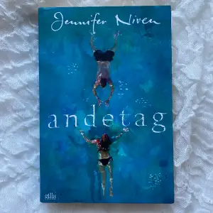 Boken ”Andetag” av Jennifer Niven. Jättefint skick! (Ej knäckt bokram)☺️