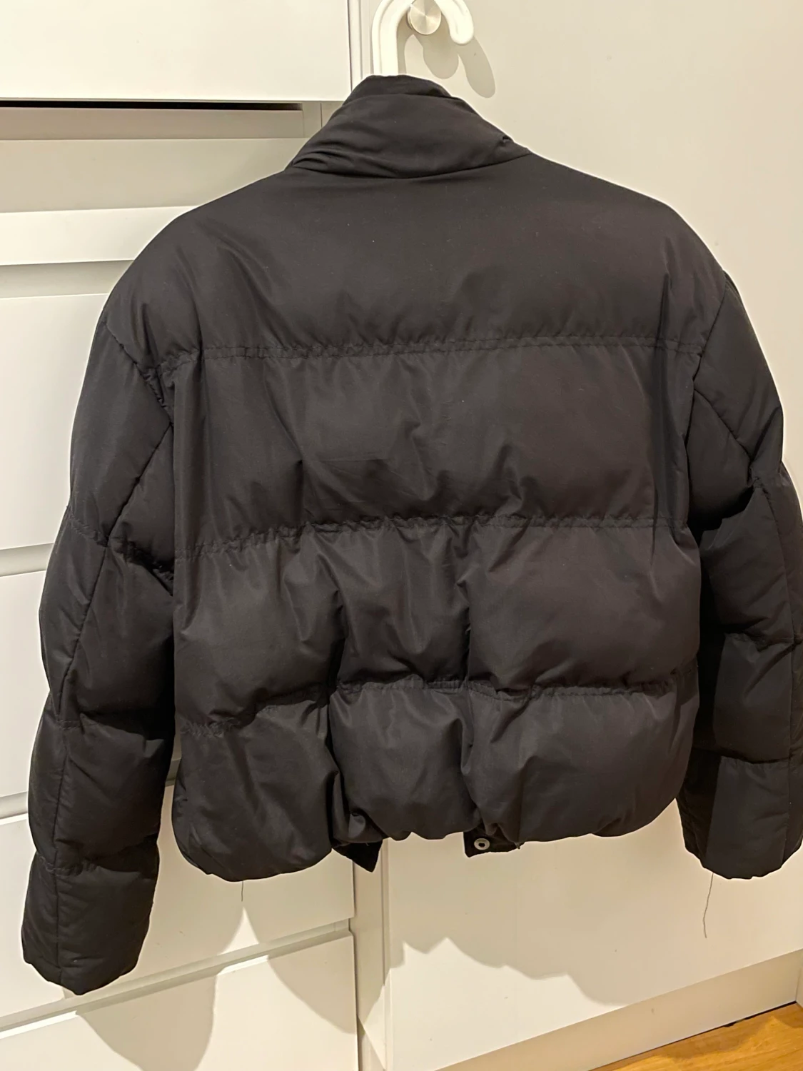 Svart puffer jacka - 90