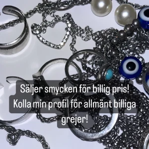 Billiga smycken! - Jag har lagt ut lite nya annonser på smycken som jag har inte använt alls eller inte använder mer! Billigt och snabb köp, plus det finns mer än bara smycken!! 🤍☁️🪐