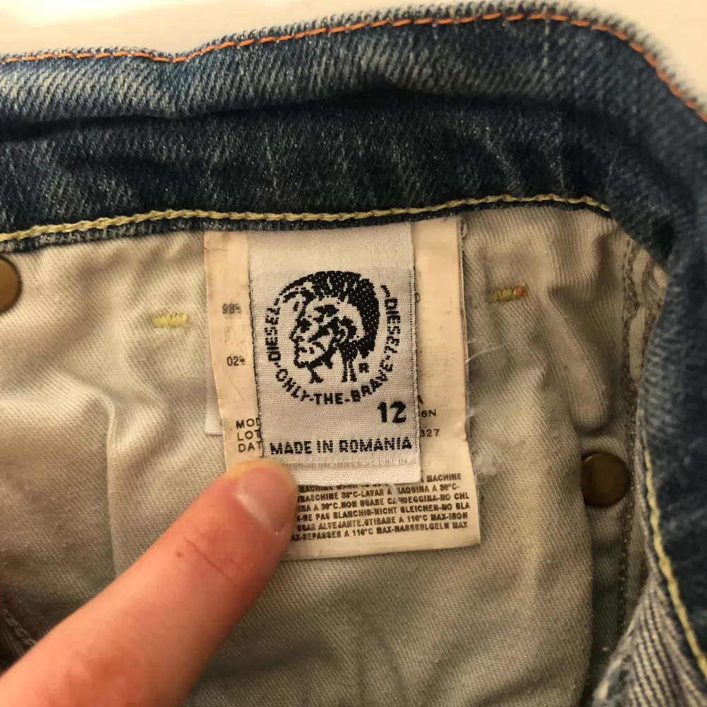 Snygga korta jeansshorts från diesel i storlek XXS / XS.. Shorts.