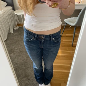 Lågmidjade jeans - Jättesnygga lågmidjade jeans från lee💗