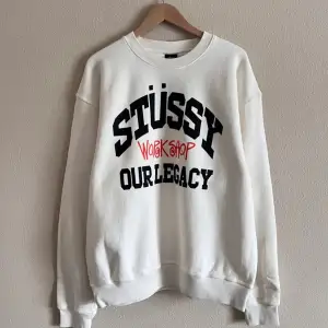 Stussy x Our Legacy tröja Strl M  Helt ny oanvänd med lapp och kvitto finns! Pris kan diskuteras vid snabb affär.  