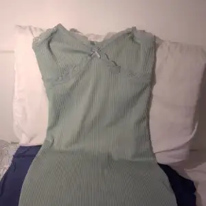 Jättefin klänning från hm i storleken xs!💓