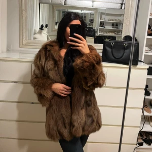 Pälskappa  - Äkta pälskappa i Rävpäls. Storlek 34-36. Fin kvalitet.