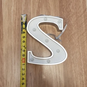 Lysande bokstav "S" - Lysande bokstav "S"