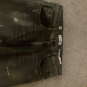 Replay jeans - Helt nya, säljer då dom ej satt så bra för fler bilder är det bara o skriva Frågar över pris är det bara o skriva
