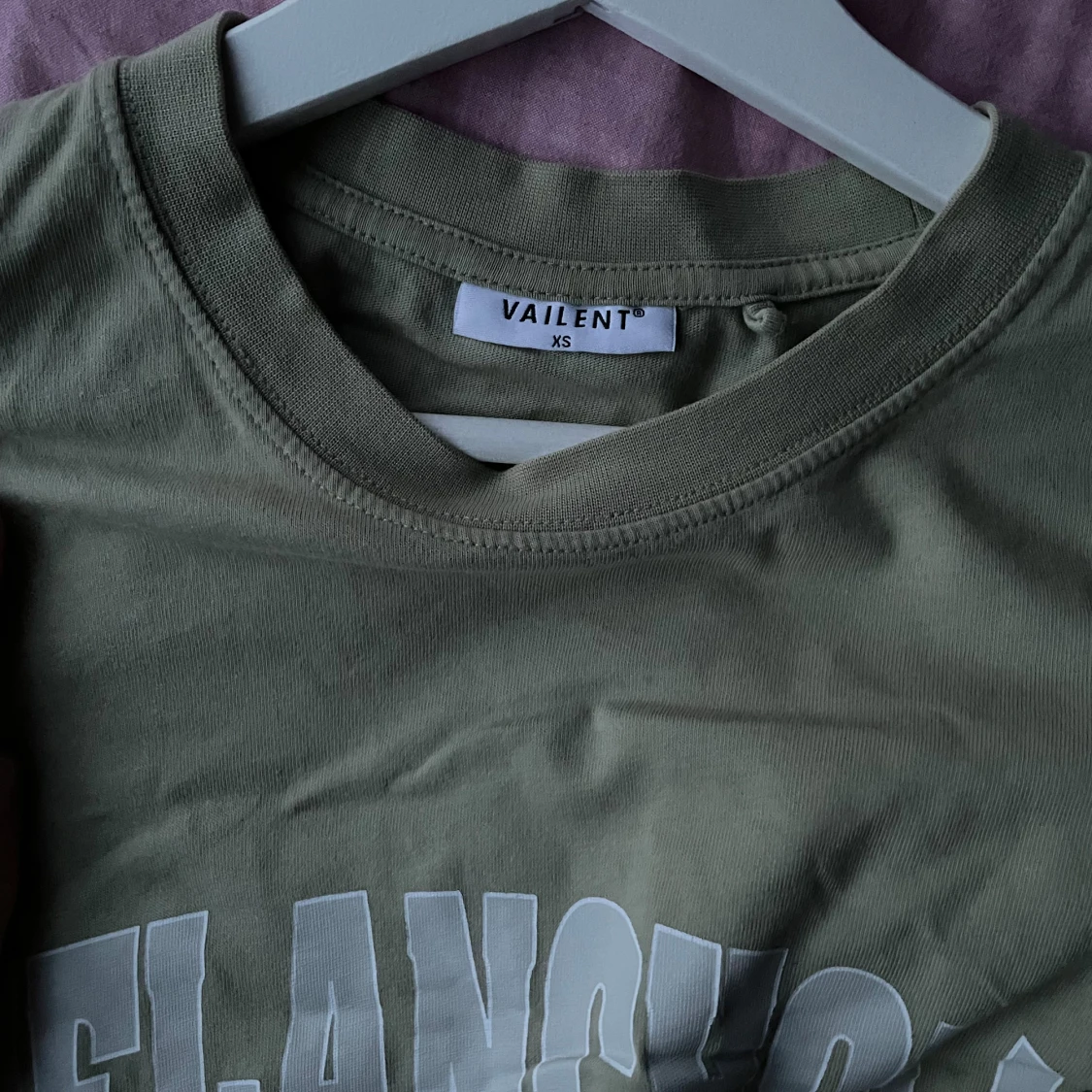 Stilren olivgrön t-shirt - 91