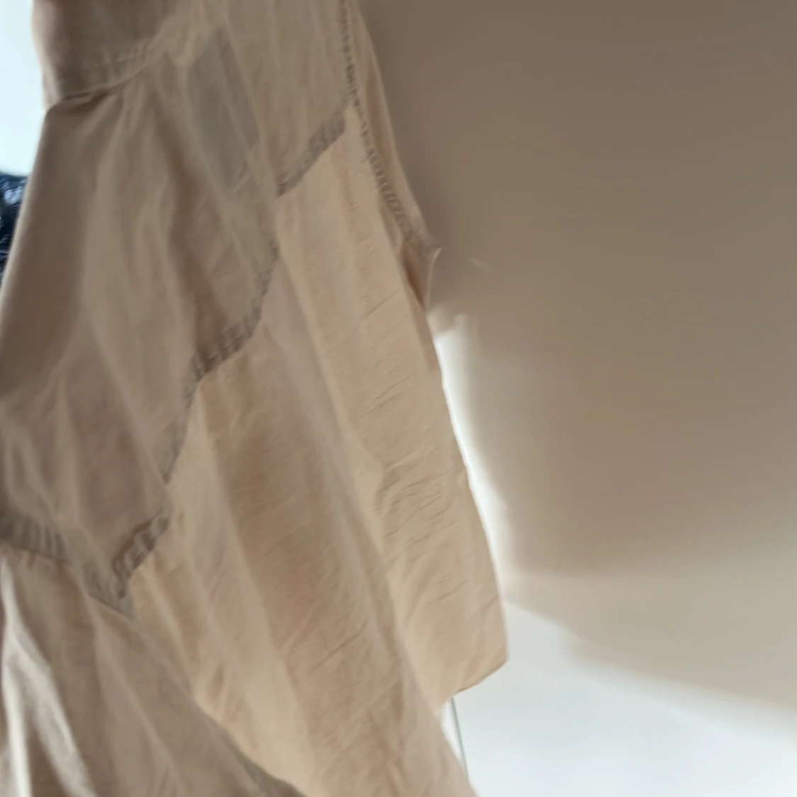 Beige kortärmad skjorta - 92