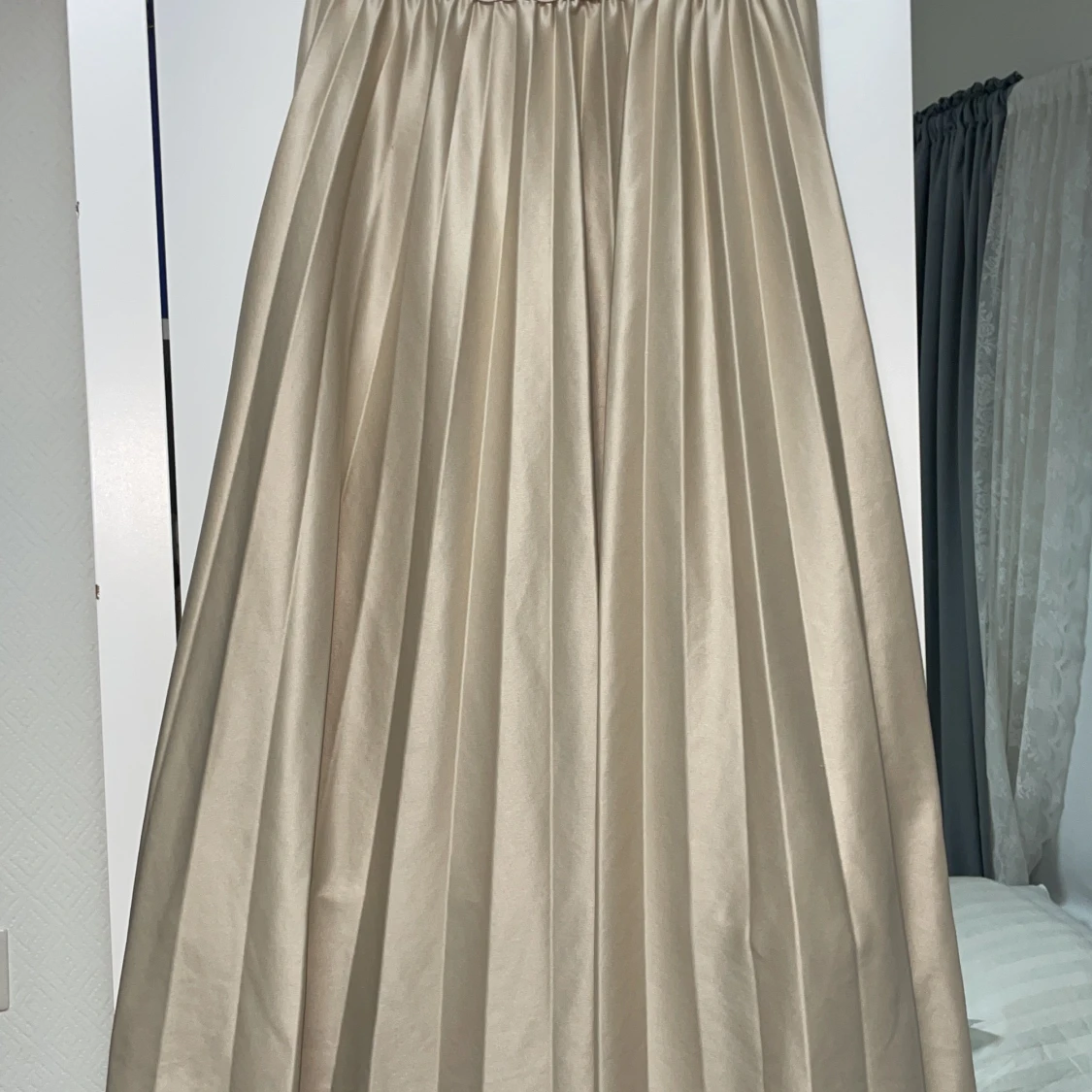 Lång kjol - nyskick - 92