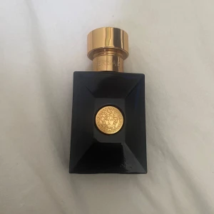 Versace Dylan blue - Parfym