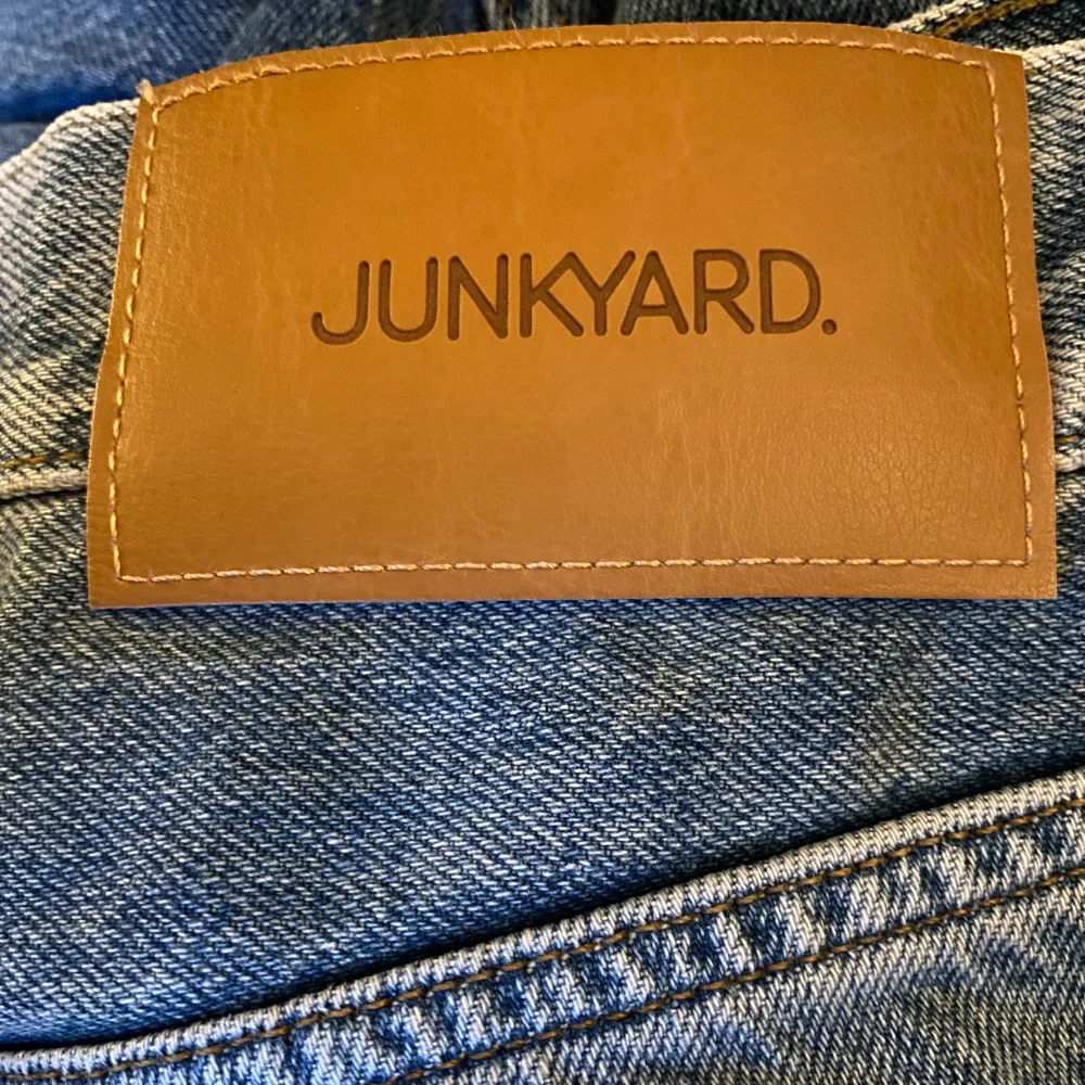 Skate jeans från Junkyard. Storlek 30. Hela och fläckfria.. Jeans & Byxor.