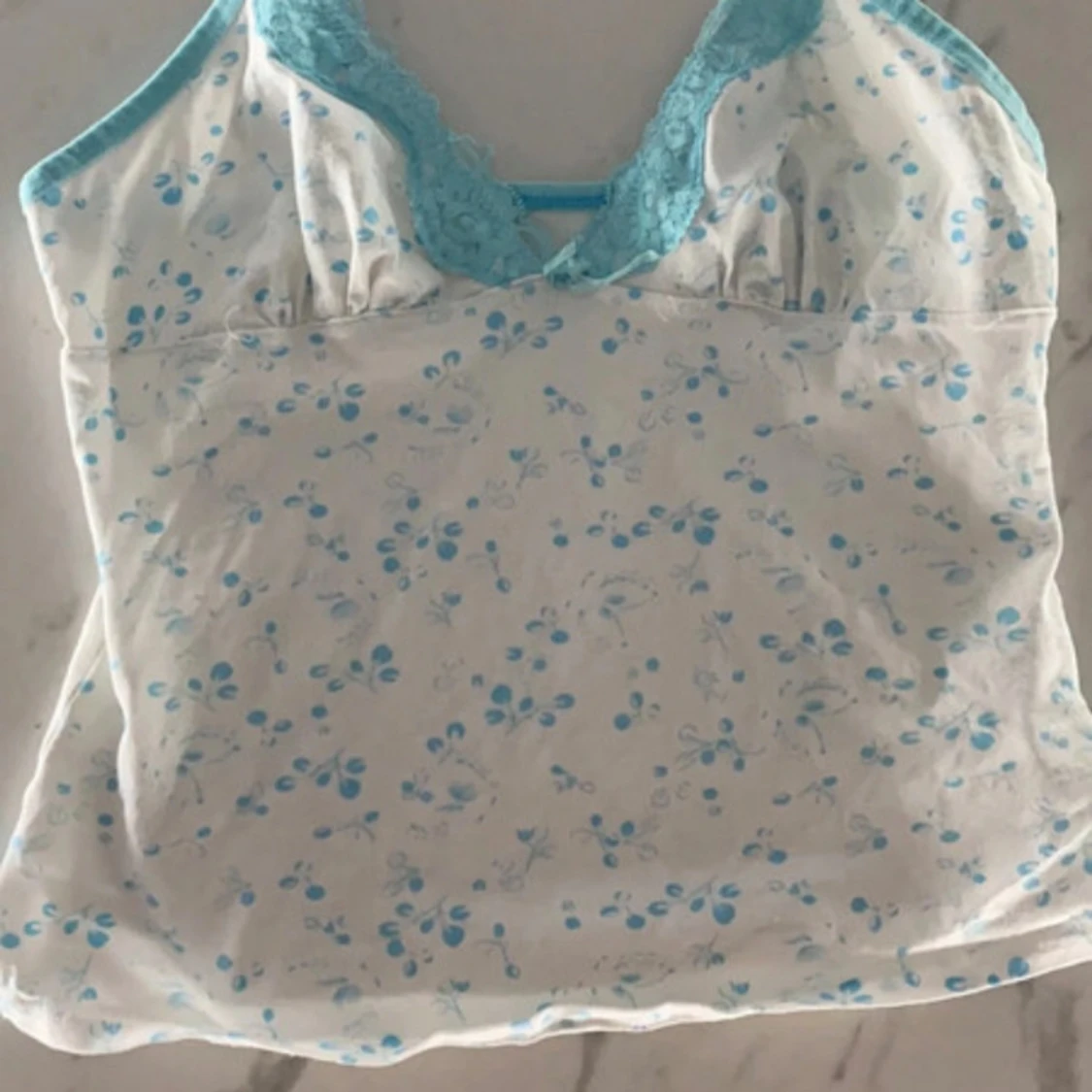 Blommig sommartopp - 90