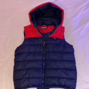 Lyle scott väst  - Ny sick 