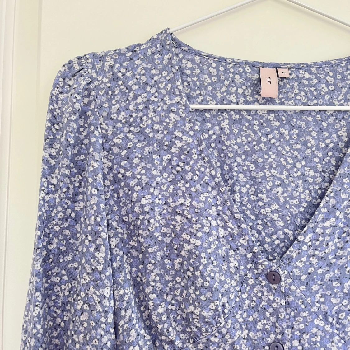 Blommig klänning - 90