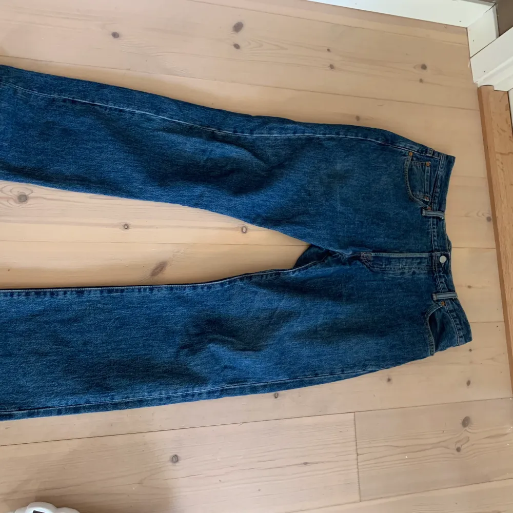 Blåa Jeans från Levi’s 501or, storlek W36/L32. Jeans & Byxor.