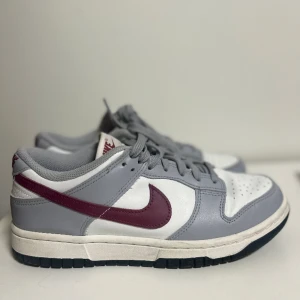 Air Jordan - Air Jordan i storlek 38,5. Fint skick och sparsamt använda.