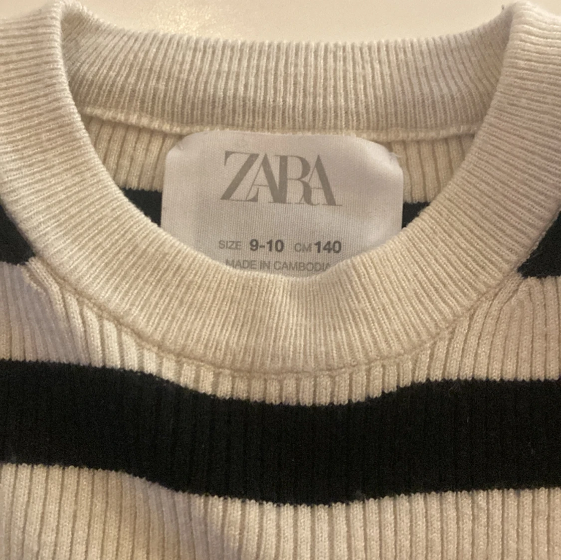 Ribb stickad tröja st 140 - 91