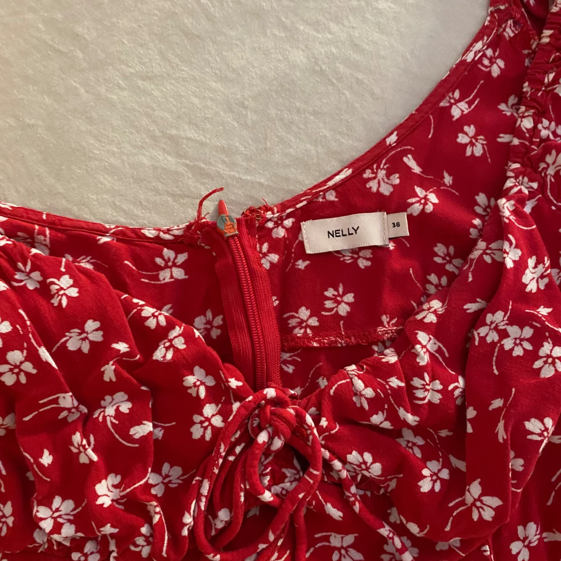 Röd-blommig sommarklänning NLY - 91