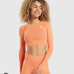 Gymshark tröja och tights  - Orange gymstark tröja och tights, slutsålt