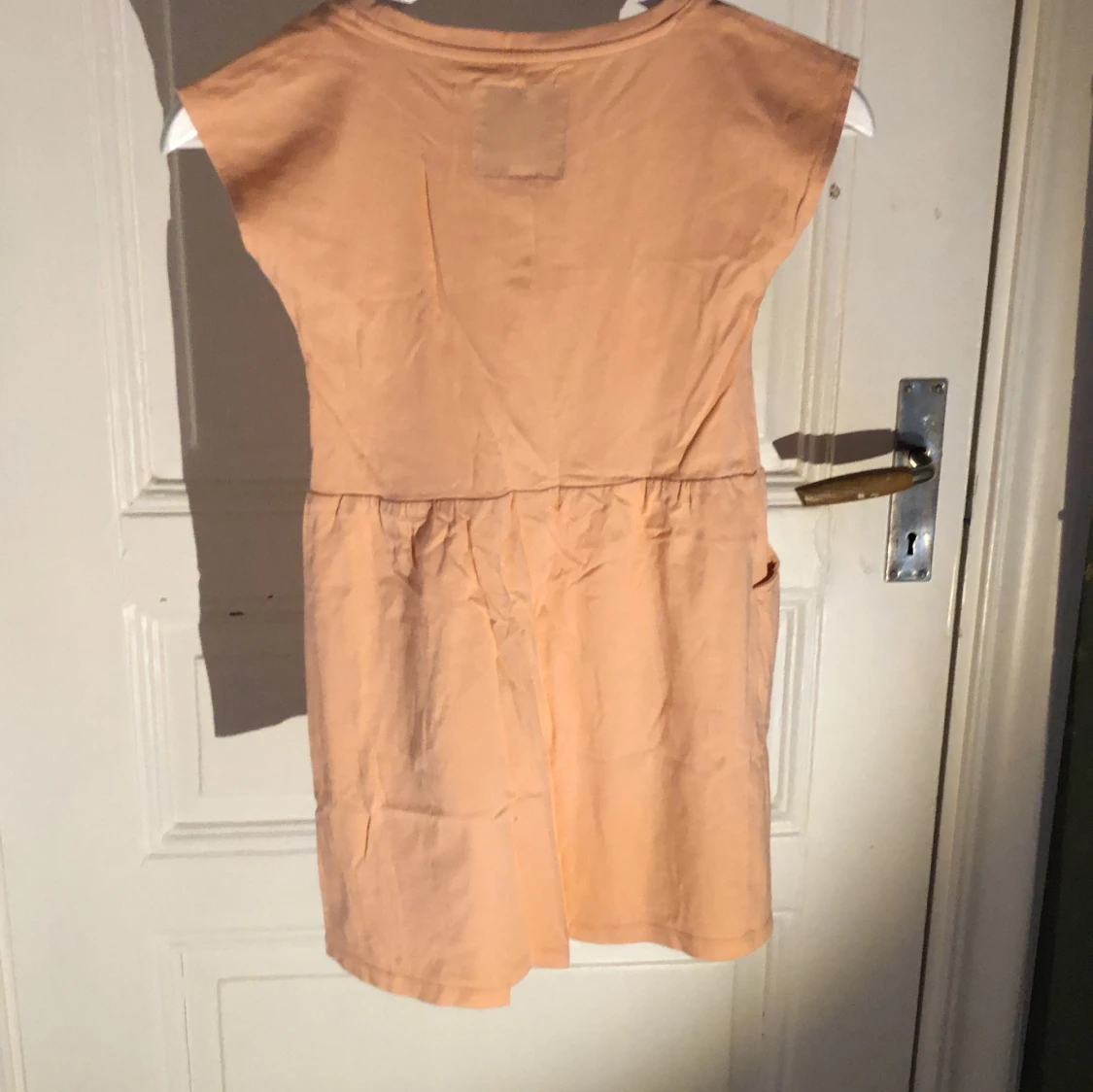 Beige klänning  - 90