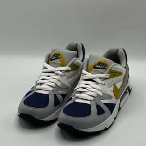 Nike Air Structure Triax 91 ’White Navy Citron’ - Otroligt fint skick, 9.5/10! Som nya! Nya ligger på 2000kr!