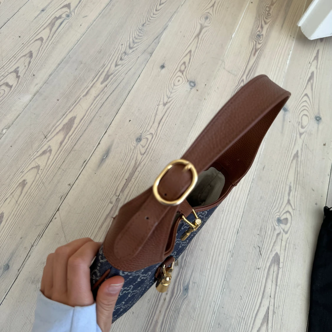 Gucci Jackie Small Shoulder Bag - 93