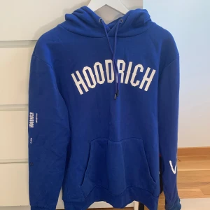 Hoodrich hoodie - Hoodrich hoodie i storlek S i väldigt bra skick, inga defekter.