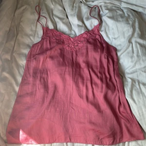 Linne - Jätteskönt linne. Fint skick 