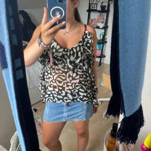 Mönstrat linne - Mönstrat linne från zara. Aldrig andvänt, bra skick