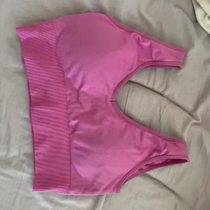 Sportbh från NVGTN - Storlek S