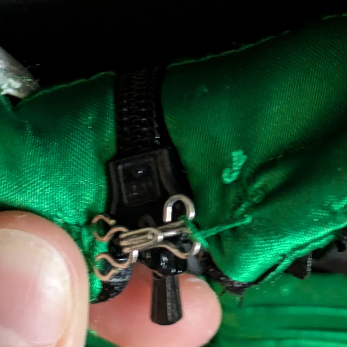 Grön och svart klänning - 91