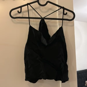 Topp svart  - Sikt topp 